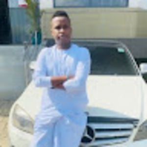 Meet your Posher, Ladane